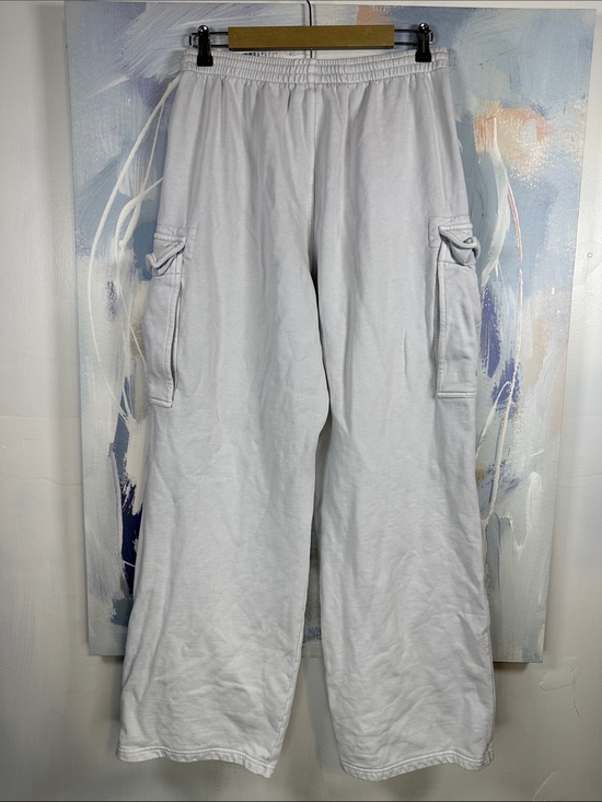 SKIMS Pants - SKIMS Boyfriend Fleece Sweatpants Cargo White 100% Cotton Utility Pocket Pants S